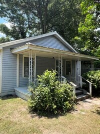 Building Photo - 1019 Hamrick St