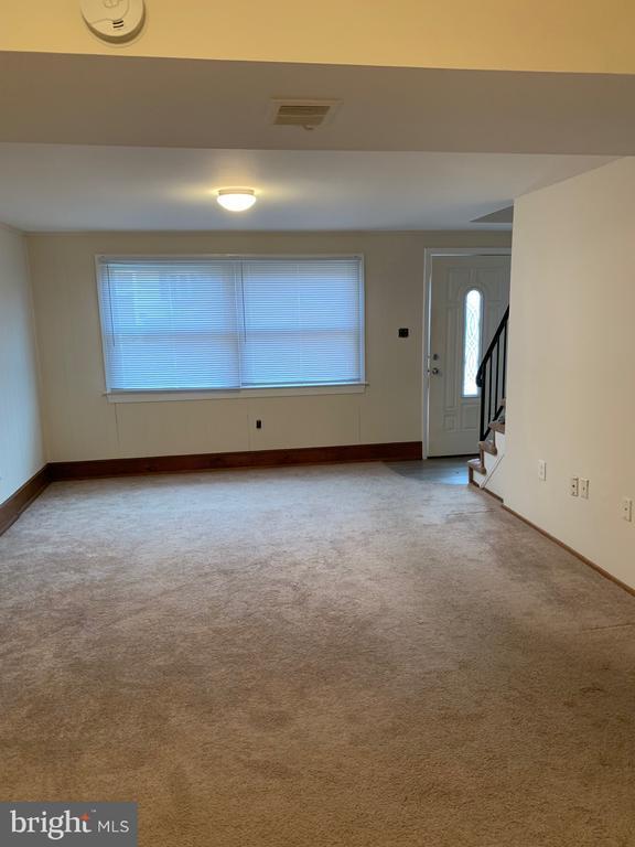 Building Photo - 4634 Evansdale Rd