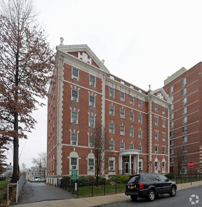 Kings Court Apartments 117 S 2nd Ave Mount Vernon NY 10550