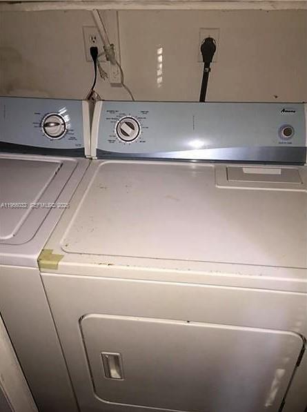 Building Photo - 15610 SW 105th Ln