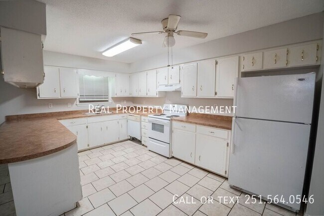 Building Photo - 4651 Carlile Dr