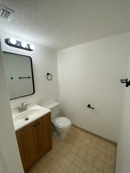 Building Photo - 6045 Northwest 186th Street