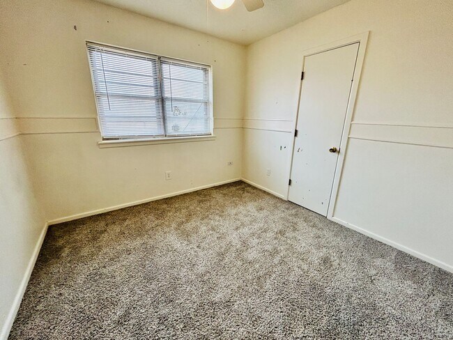 Building Photo - 4914 57th St