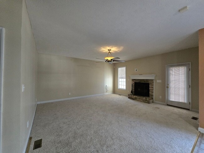 Building Photo - 36 Randolph St