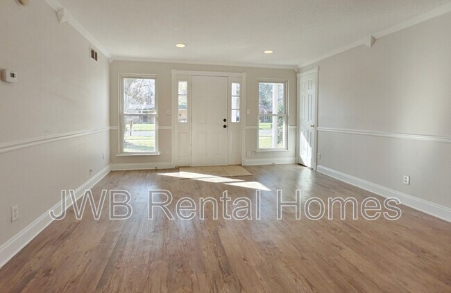 Building Photo - 7557 Sharbeth Dr S
