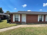 Building Photo - 1820 S 13th Pl