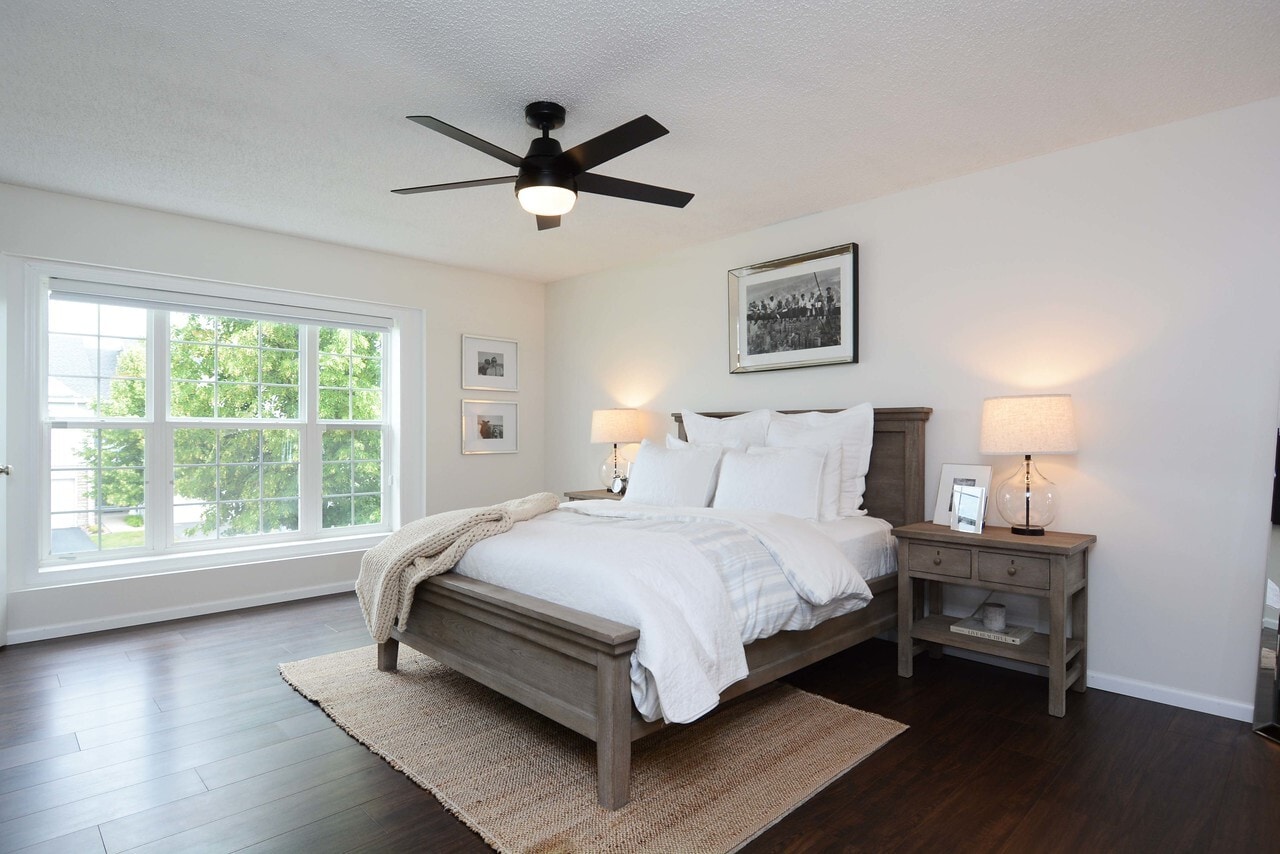 Primary Bedroom with Beautiful Natural Light - 10511 Pond Curv