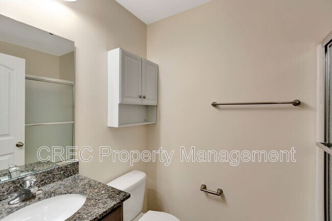 Building Photo - 140 Buchanan Cir