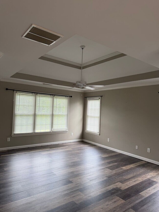 Building Photo - 3 Bed 2.5 Bath House in Flowery Branch