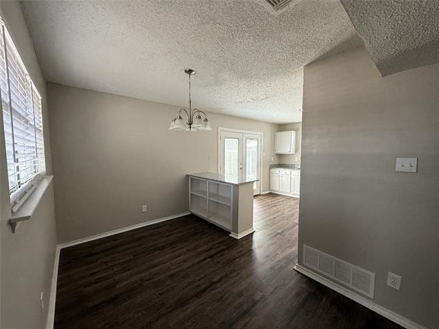 Building Photo - 2203 Chatham Square Ct
