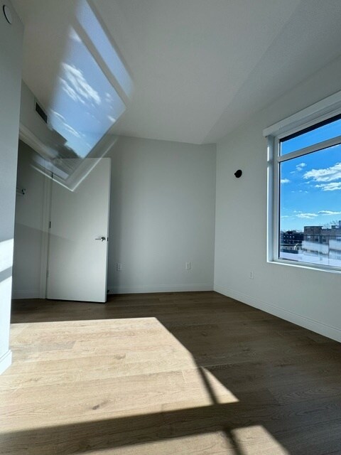 Building Photo - 59 Brighton Ave