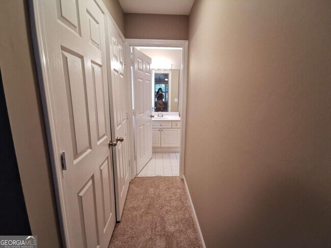 Building Photo - 2411 Magnolia Springs Ct