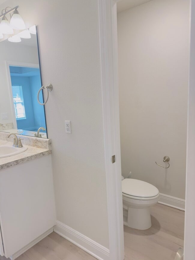 Building Photo - 4 bed/2 bath New Construction Home in Embe...
