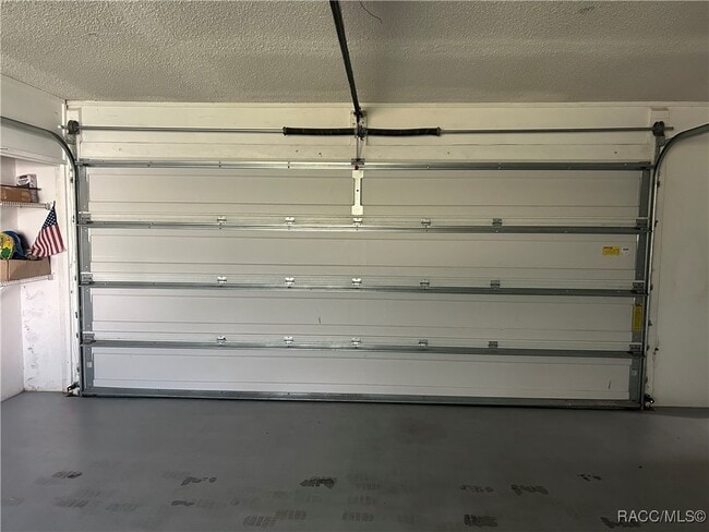 Building Photo - 13 Boxelder Ct