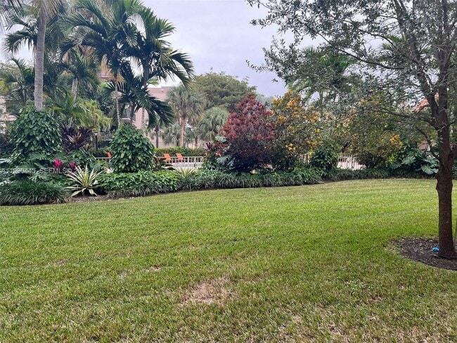 Building Photo - 13120 SW 92nd Ave