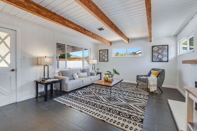Building Photo - 36182 Magellan Dr