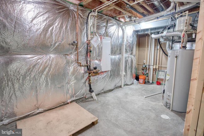 Building Photo - 13336 Redspire Dr
