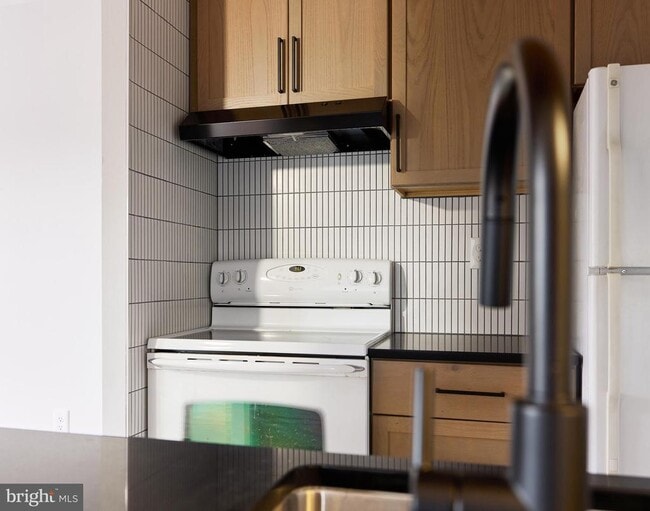 Building Photo - 737 Timber Ln