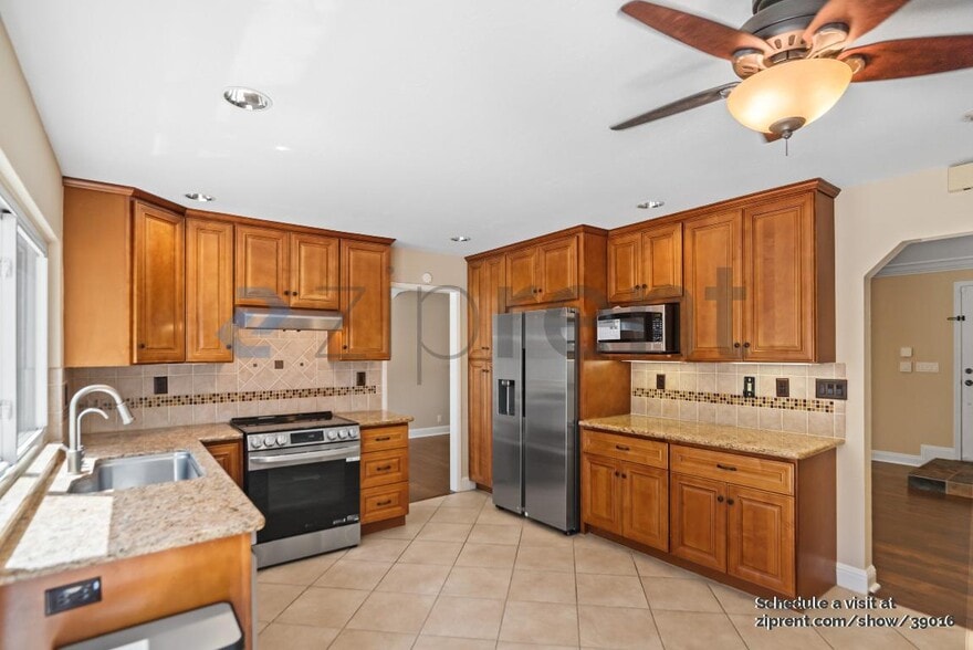 Building Photo - 7206 Stonedale Dr