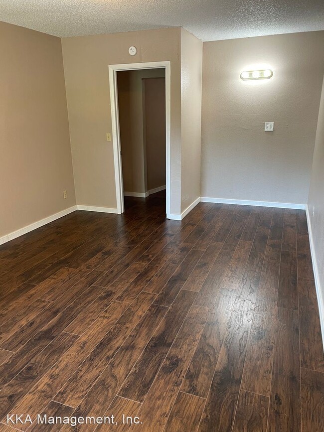Building Photo - 5 br, 3 bath House - 1579 Rogers