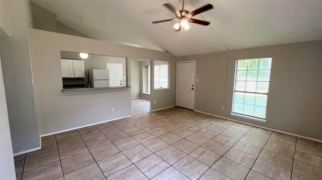 Building Photo - 17223 Wagganner Dr