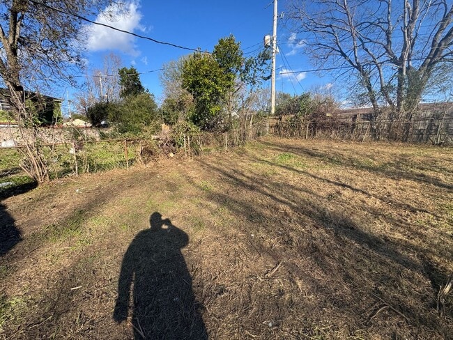 Building Photo - 3334 Fostoria Rd