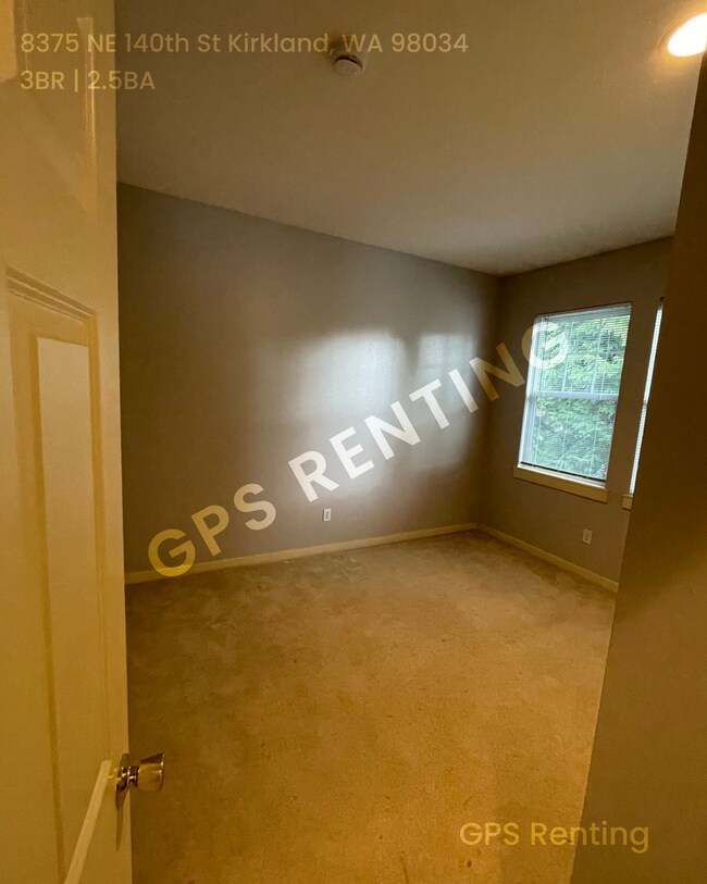 Building Photo - 8375 NE 140th St