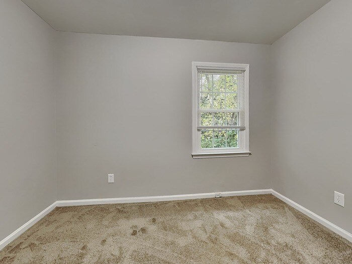 Building Photo - 5519 Carlingford Ct