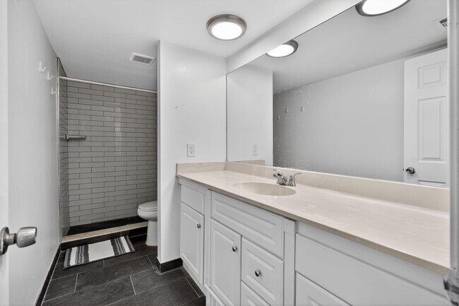 Building Photo - 110 N Delaware Blvd