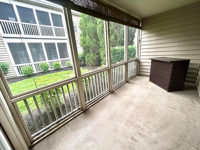 Building Photo - 6140 Sowerby Ln