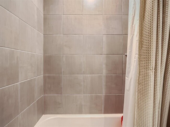 Building Photo - 1416 Deering Run