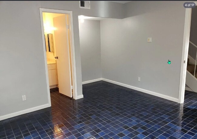Building Photo - 6750 Sands Point Dr