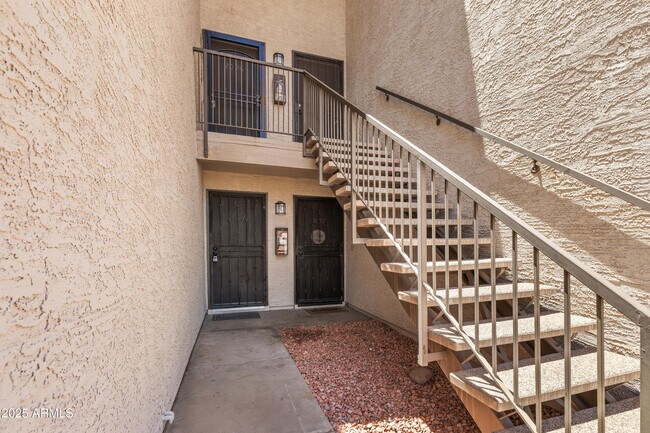 Building Photo - 10610 S 48th St