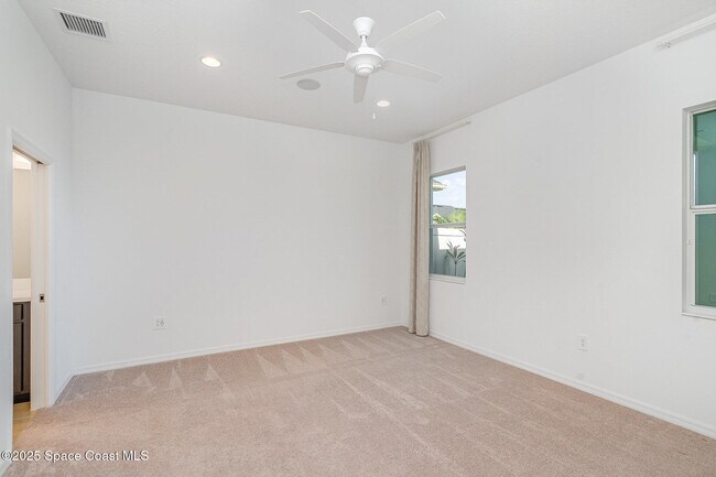 Building Photo - 2688 Avalonia Dr