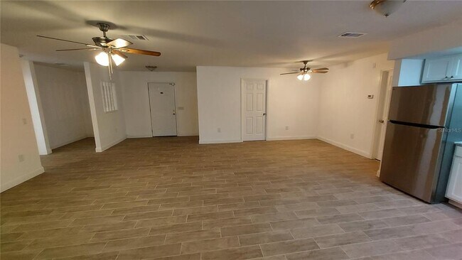Building Photo - 9700 SW 209th Ct