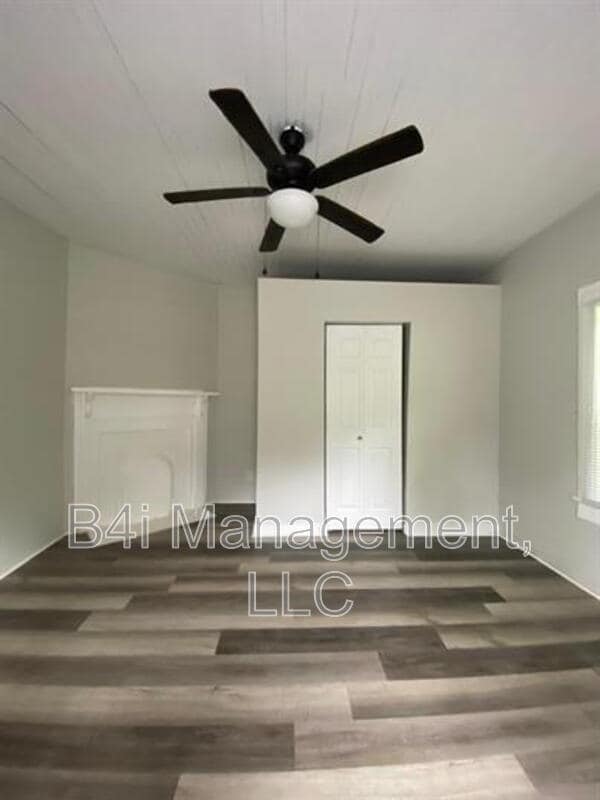 Building Photo - 2235 Irwinton Rd
