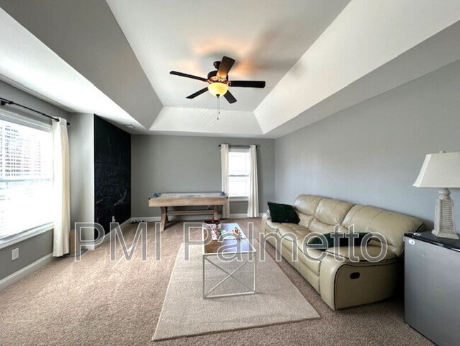 Building Photo - 226 Woolbright Ln