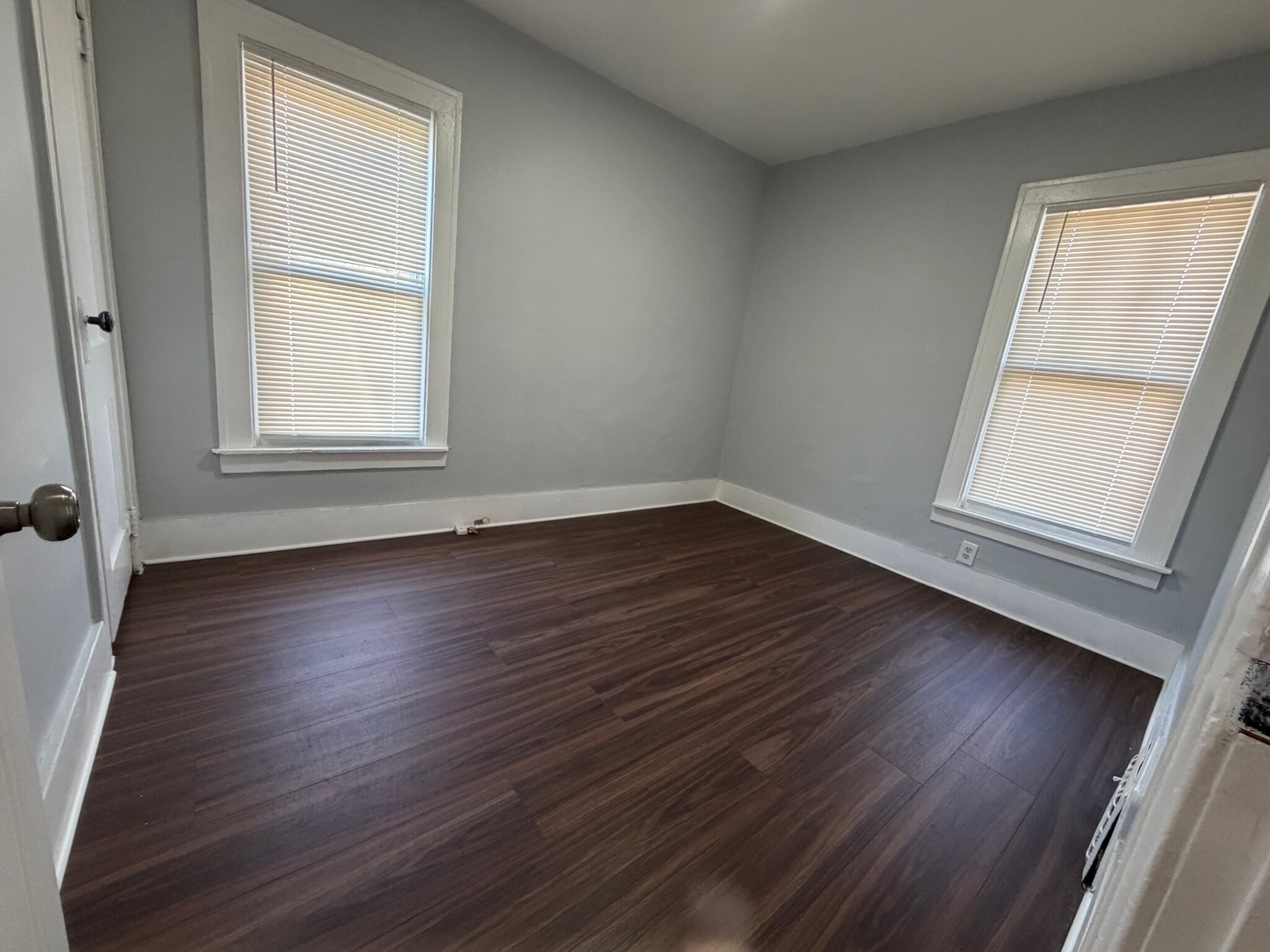 Building Photo - 107 N Sanford St