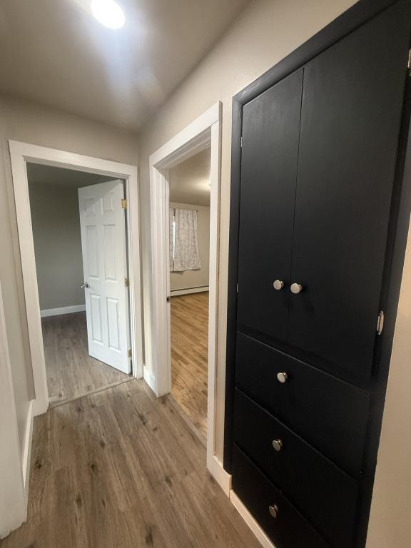 Building Photo - 1934 Crest St