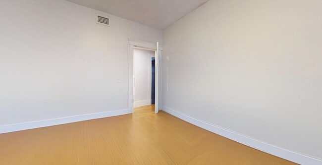 Building Photo - 34 Saranac St