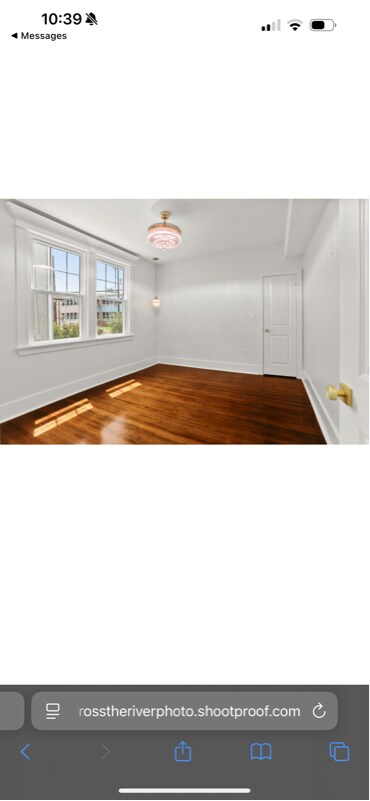 Building Photo - 2833 Pine St