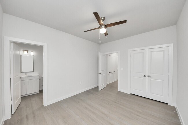 Building Photo - 22019 Ferguson Mdw Ln
