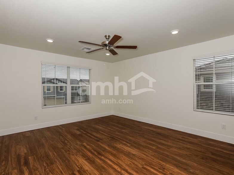 Building Photo - 21439 S 231st St