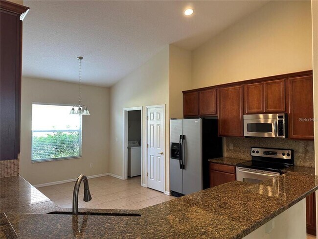 Building Photo - 18004 Java Isle Dr