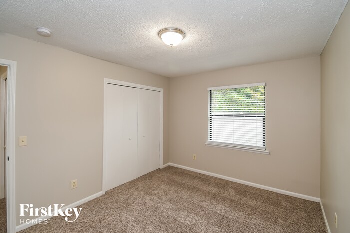 Building Photo - 4375 Morning Dove Dr