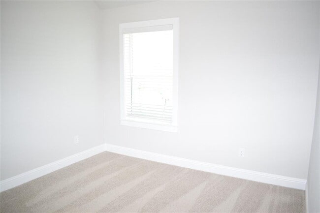 Building Photo - 2605 Sam Bass Rd