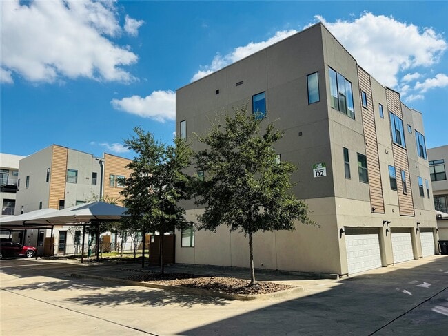 Building Photo - 2401 Crawford St