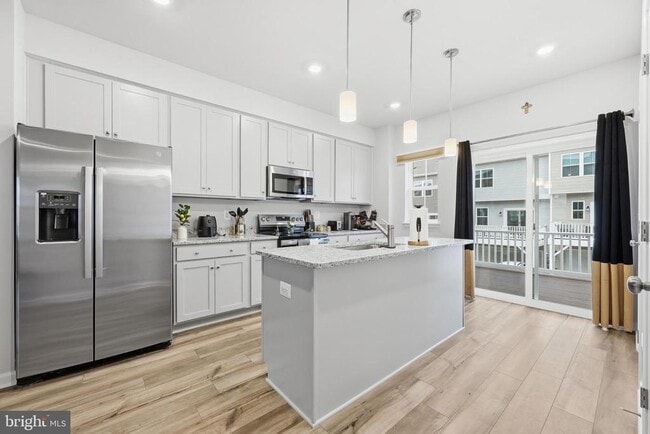 Building Photo - 336 Mineral Springs Rd