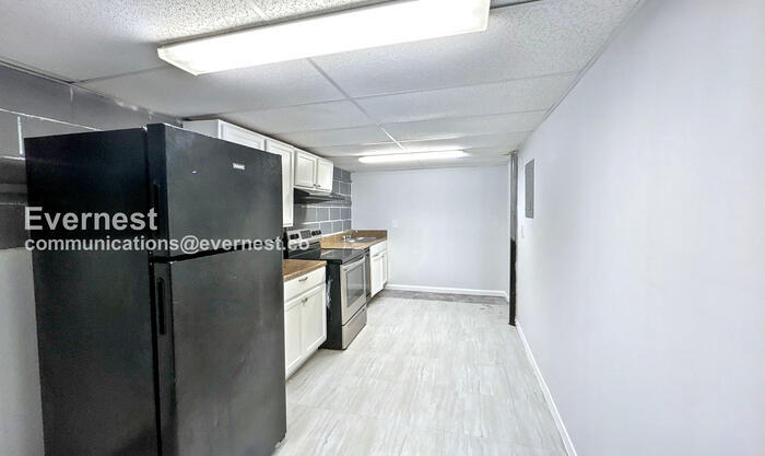 Building Photo - 5151 Vivid Dr SW