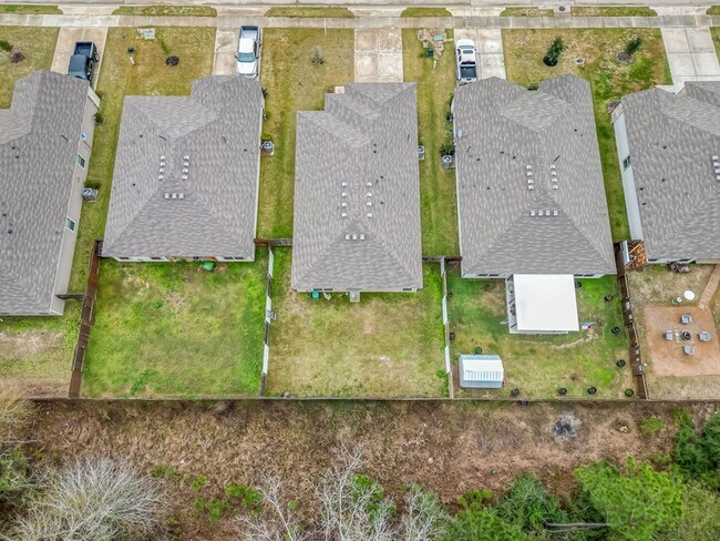 Building Photo - 9921 Spg Crk Rd